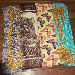 Leopard, chains and butterfly scarf
